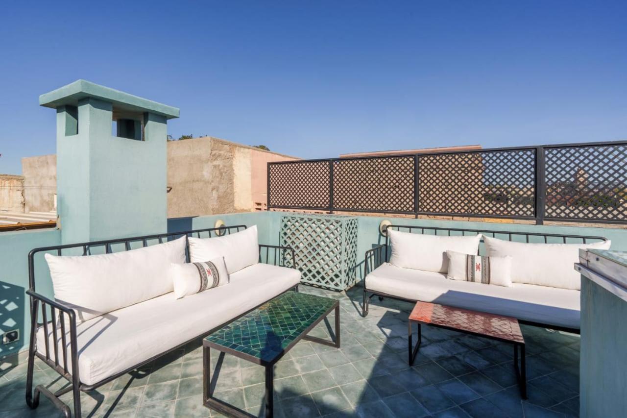 Riad Privatise - 2 Chambres & Petit Dejeuner -Terrasse Marrakesh Exterior foto